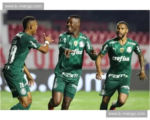 宿命对决：米内罗与弗鲁，绿茵场上的爱恨情仇